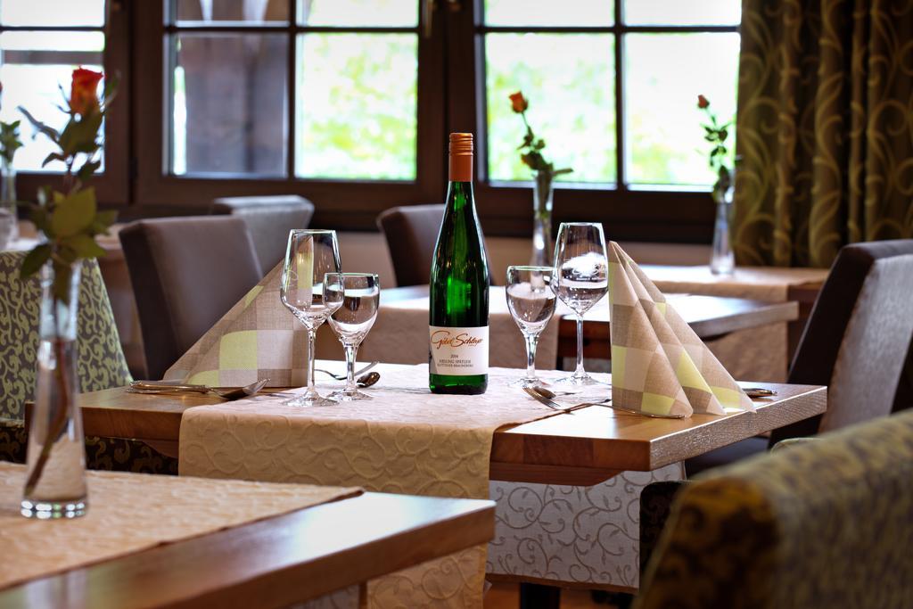Weinhotel Sonnenschein Ernst Eksteriør billede